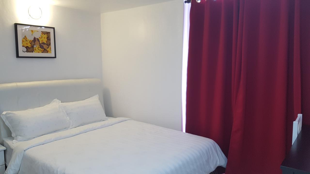 S Rose Hotel Szepang Kültér fotó