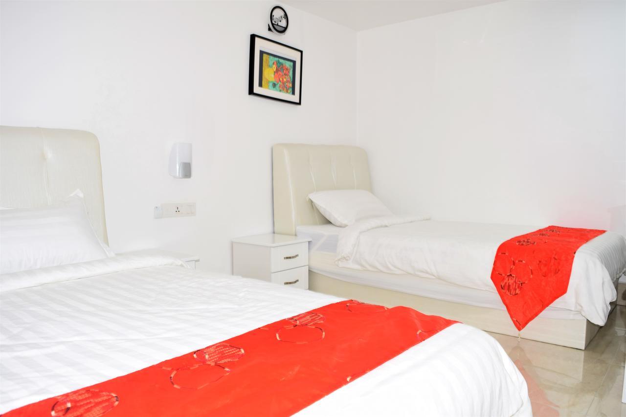 S Rose Hotel Szepang Kültér fotó